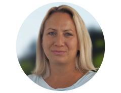 Portrait of Beate Hacker, Logistician at CODICO.